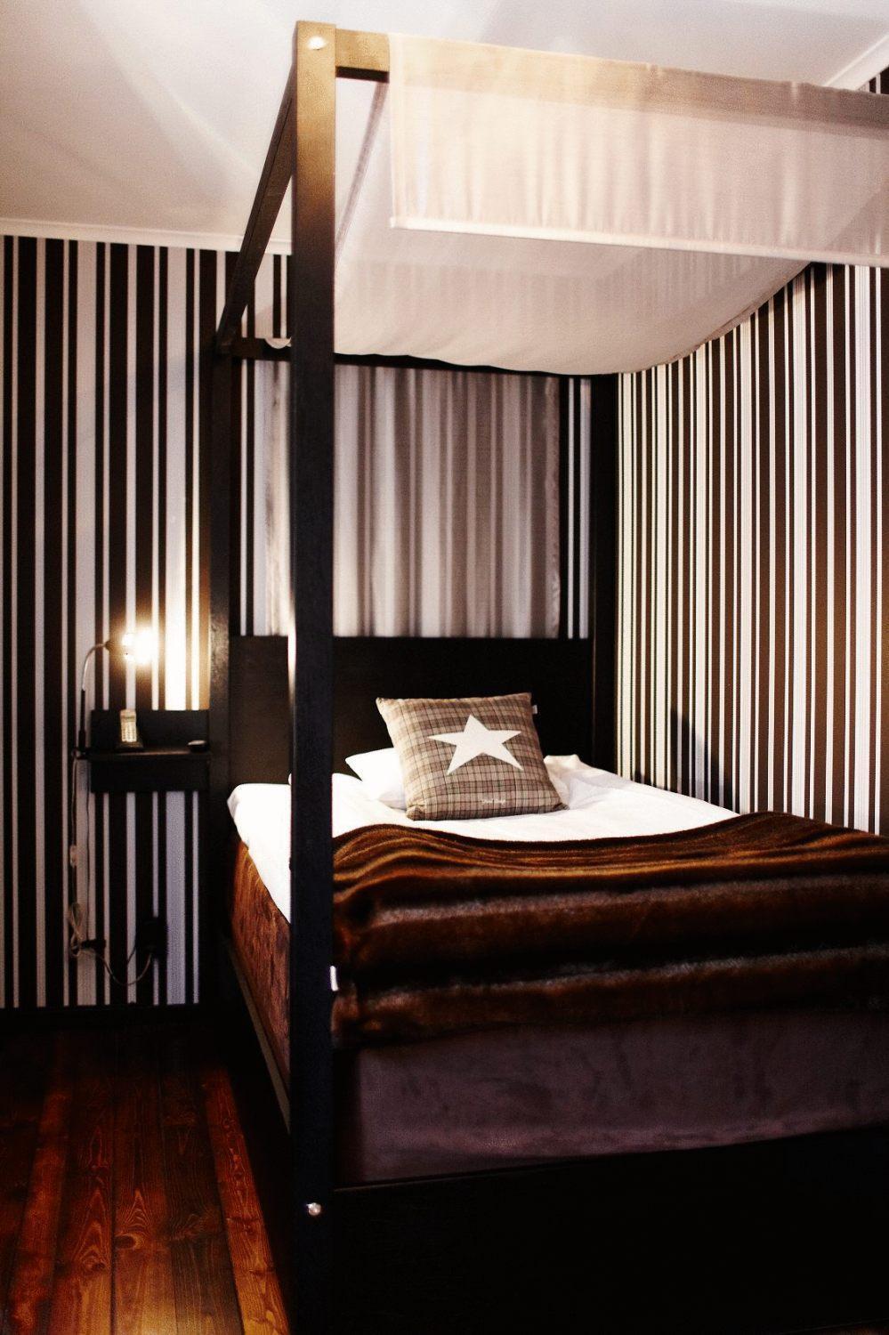 Huskvarna Stadshotell Ngoại thất bức ảnh